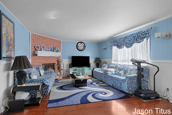 $449,900 | 1696 Ball Avenue Northeast, Grand Rapids, MI 49505