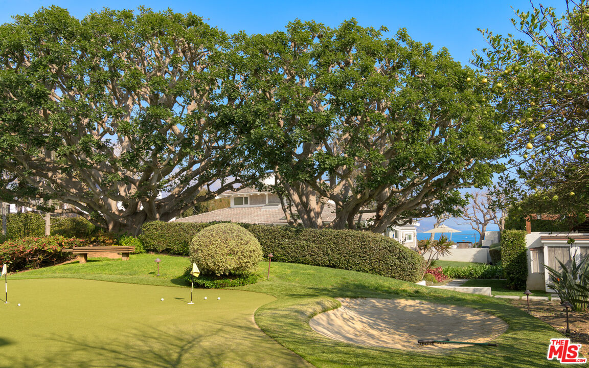 7111 Grasswood Avenue Malibu, CA 90265 - Photo 33 of 37