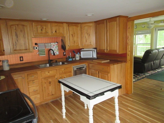 90 Riverside Lane Irvine, PA 16329 - Photo 15 of 47 Hickory kitchen with center work island