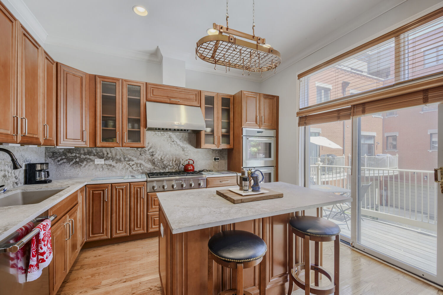 481 North Clinton Street Chicago, IL 60654 - Photo 10 of 34
