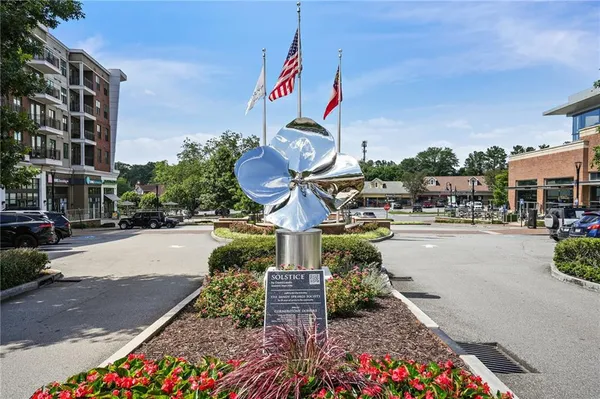 $1,800 | 215 Winding River Drive, Unit F, Sandy Springs, GA 30350