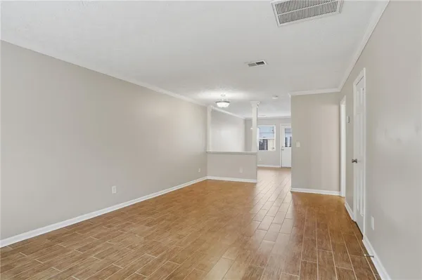 $1,800 | 215 Winding River Drive, Unit F, Sandy Springs, GA 30350