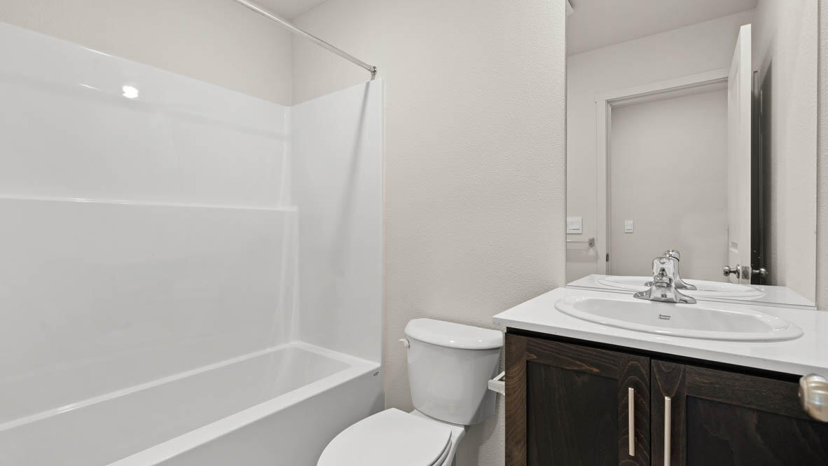 2595 Addysen Pk Way Medford, OR 97501 - Photo 8 of 26