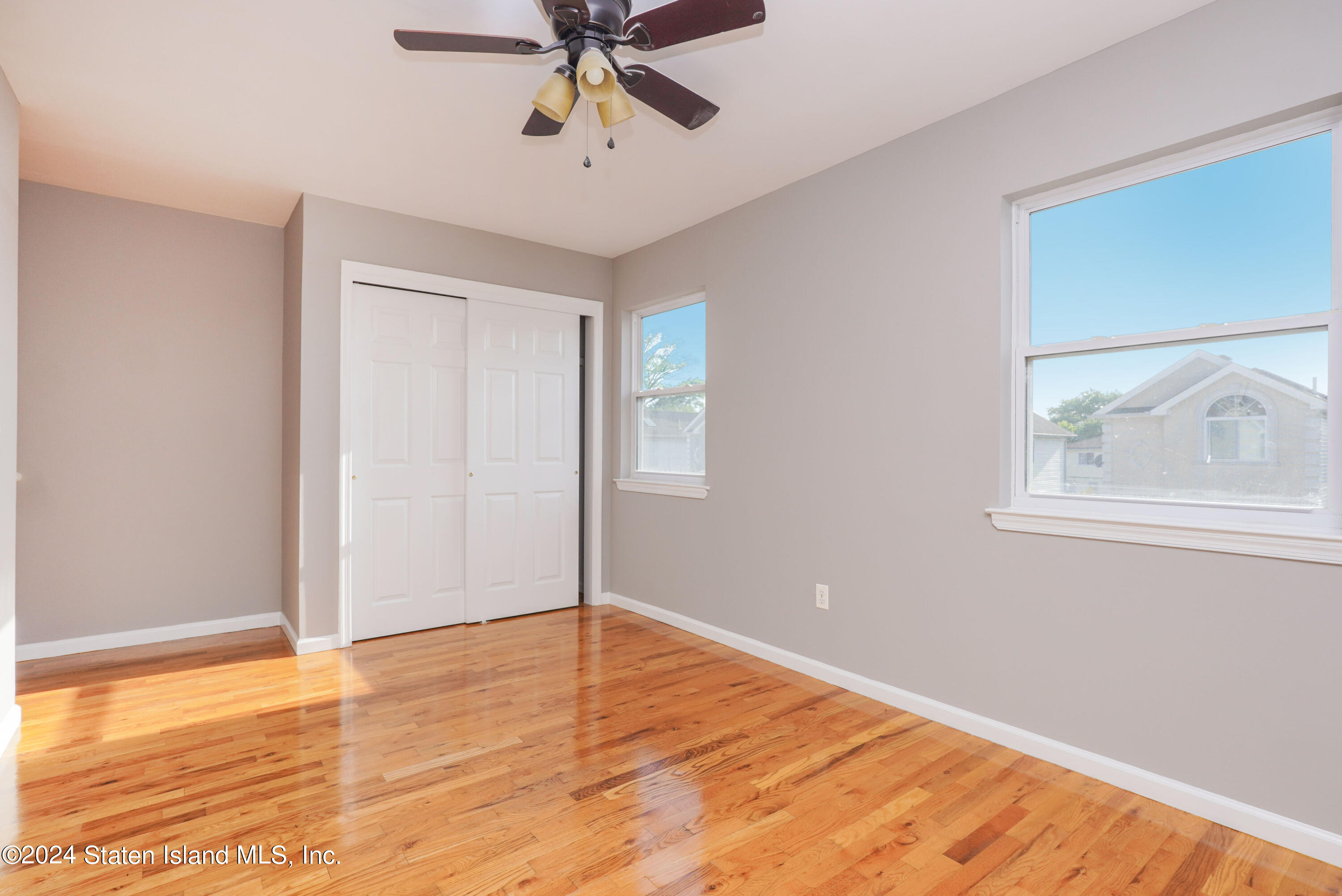 240 Harbor Road Staten Island, NY 10303 - Photo 26 of 32 Bedroom