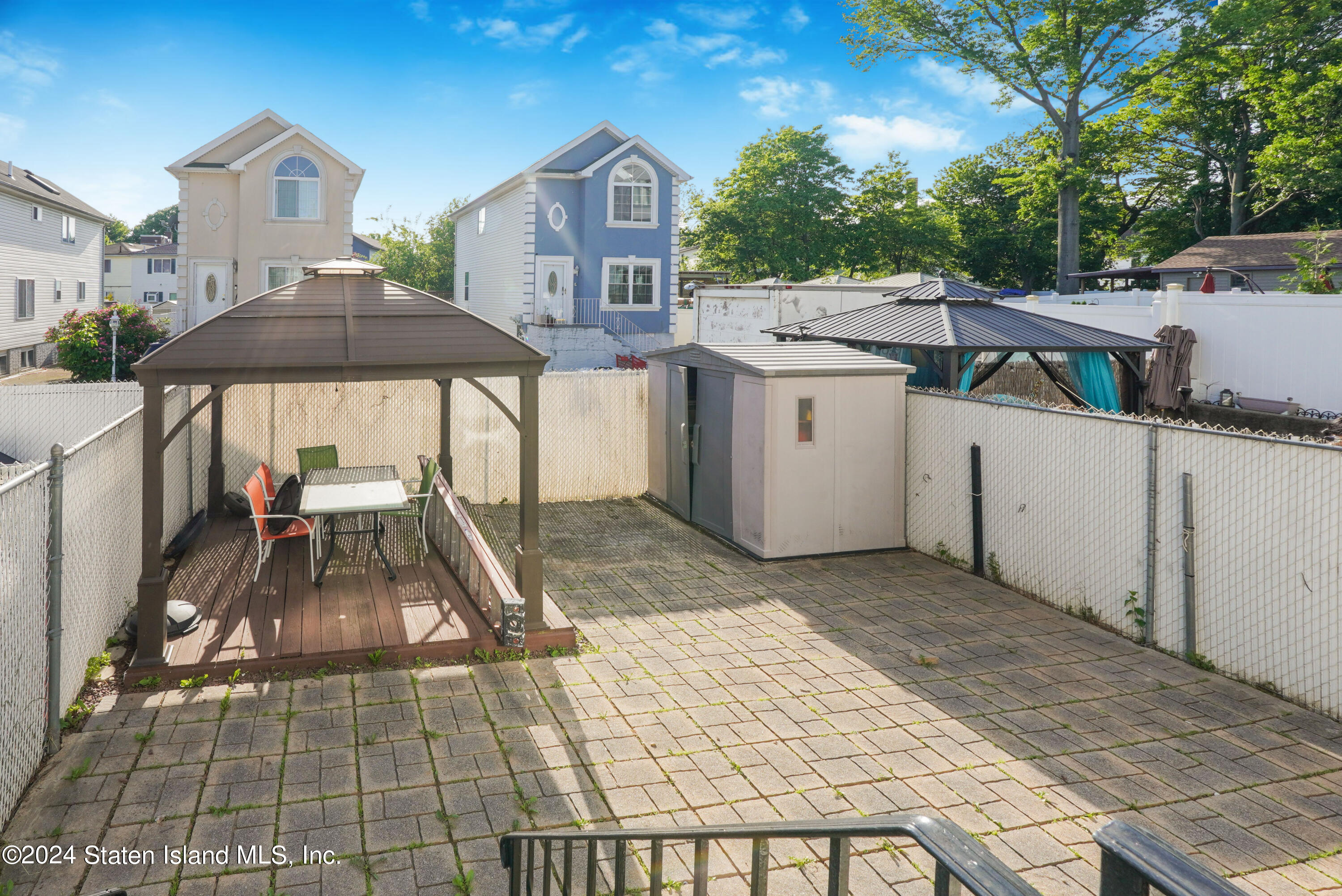 240 Harbor Road Staten Island, NY 10303 - Photo 32 of 32 Back Yard
