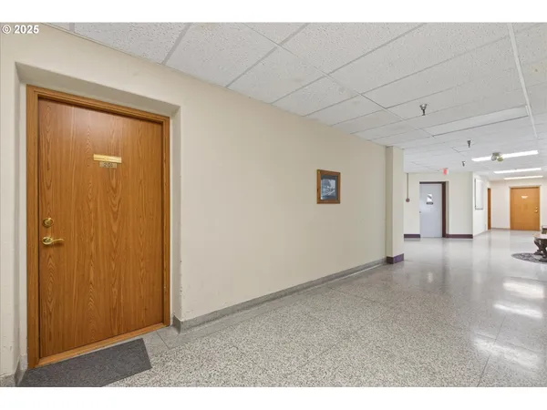 $172,000 | 2365 4th Street, Unit 201, Baker City, OR 97814