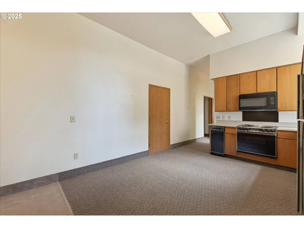 $172,000 | 2365 4th Street, Unit 201, Baker City, OR 97814