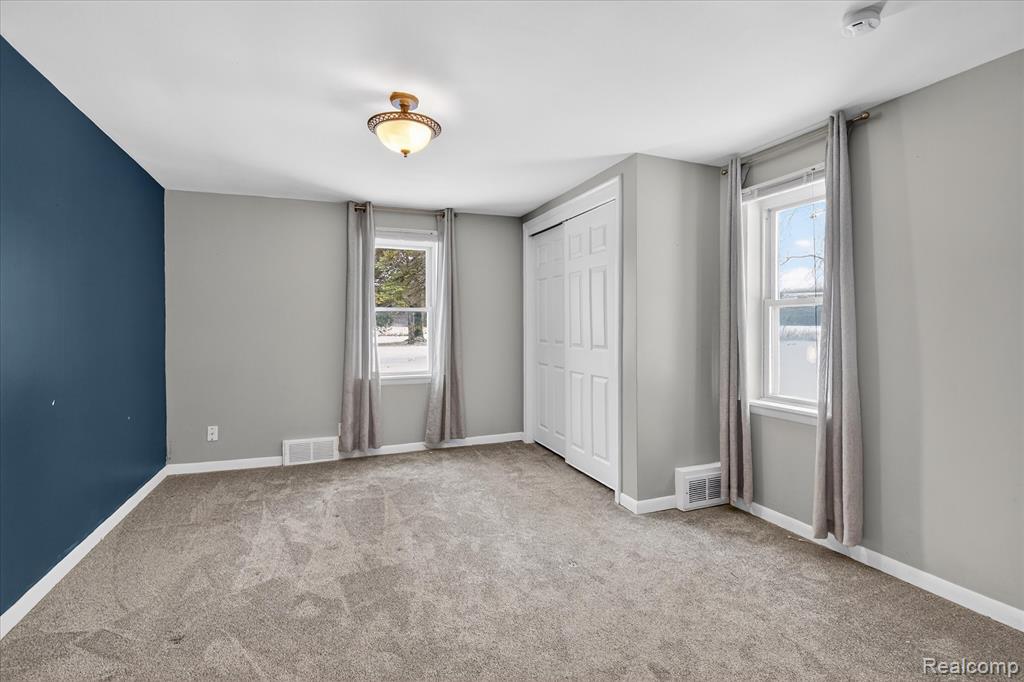 23650 Elwell Road Belleville, MI 48111 - Photo 18 of 44 Gallery Image 18