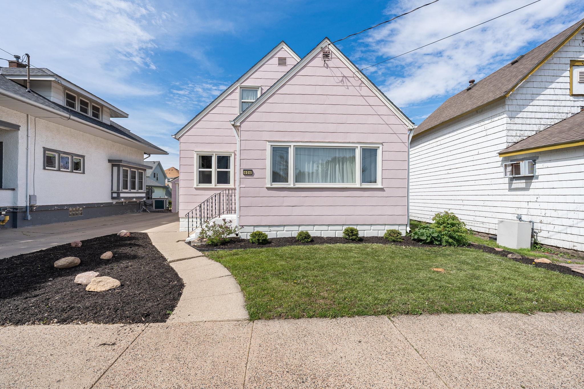 606 3rd Avenue Northwest Austin, MN 55912 - Photo 2 of 31