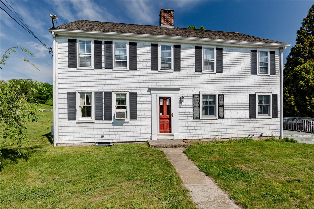 60 Colwell Road Smithfield, RI 02828 - Photo 3 of 40