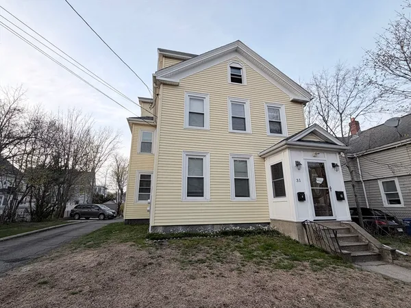 $2,800 | 31 Quincy Street, Unit 31, Quincy, MA 02169