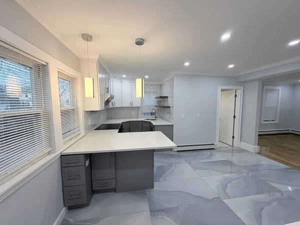 $2,800 | 31 Quincy Street, Unit 31, Quincy, MA 02169