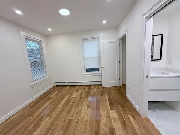 $2,800 | 31 Quincy Street, Unit 31, Quincy, MA 02169