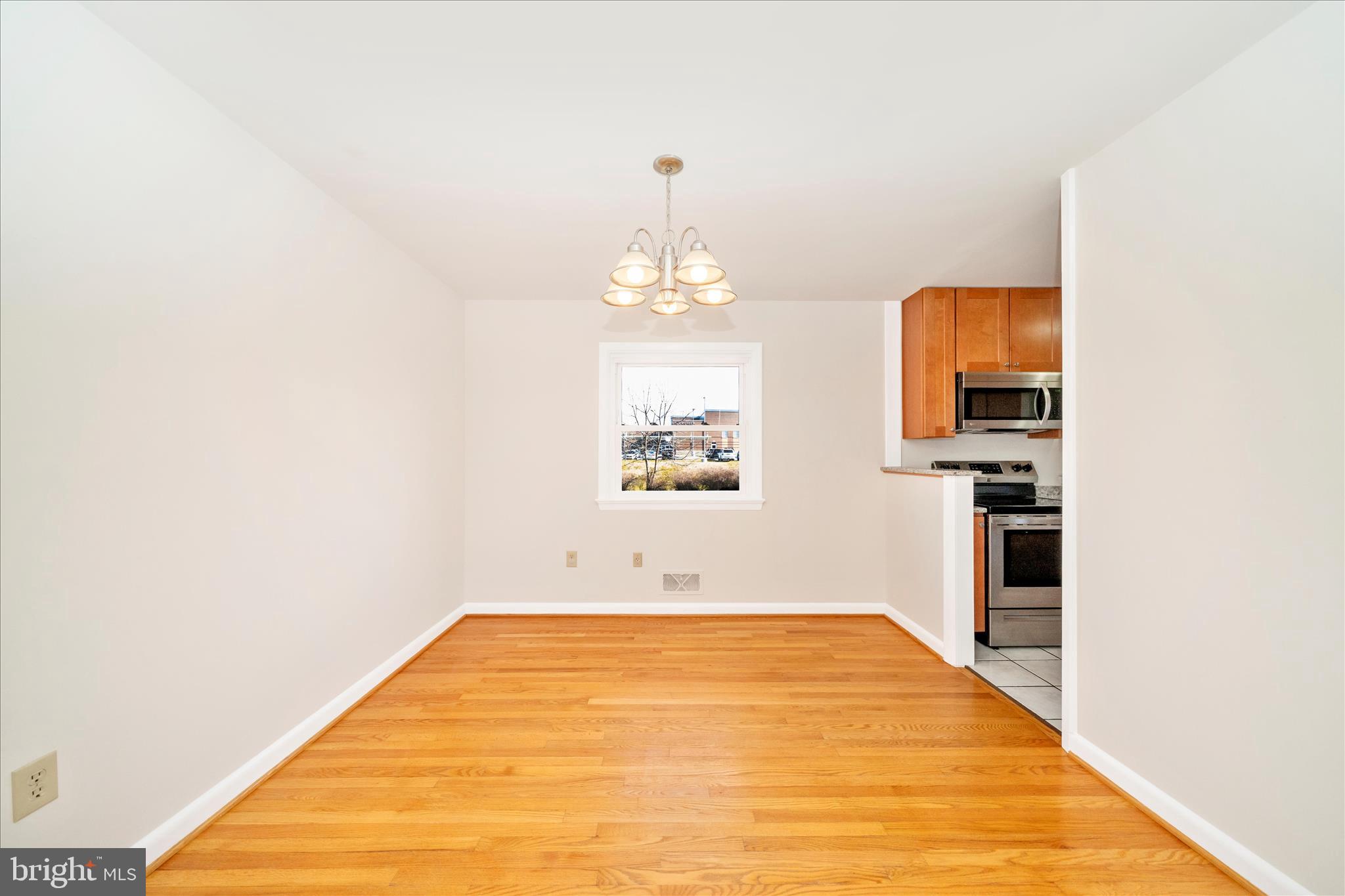 30 Georgetown Road Walkersville, MD 21793 - Photo 15 of 52 Dining Room