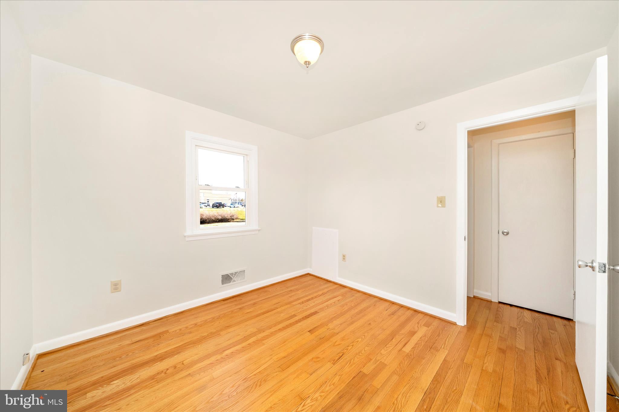 30 Georgetown Road Walkersville, MD 21793 - Photo 28 of 52 Bedroom 3