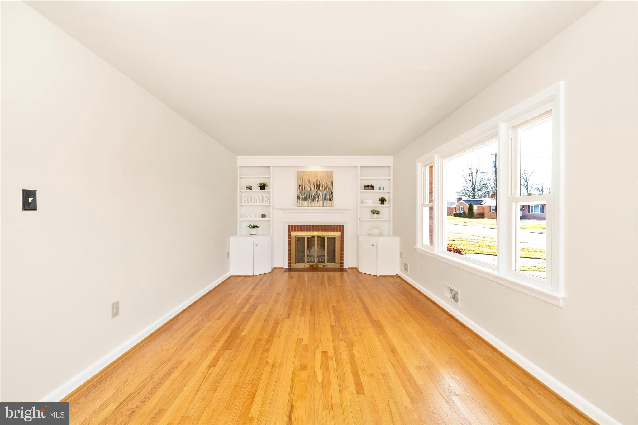 30 Georgetown Road Walkersville, MD 21793 - Photo 9 of 52 With a focal point fireplace and built-ins.