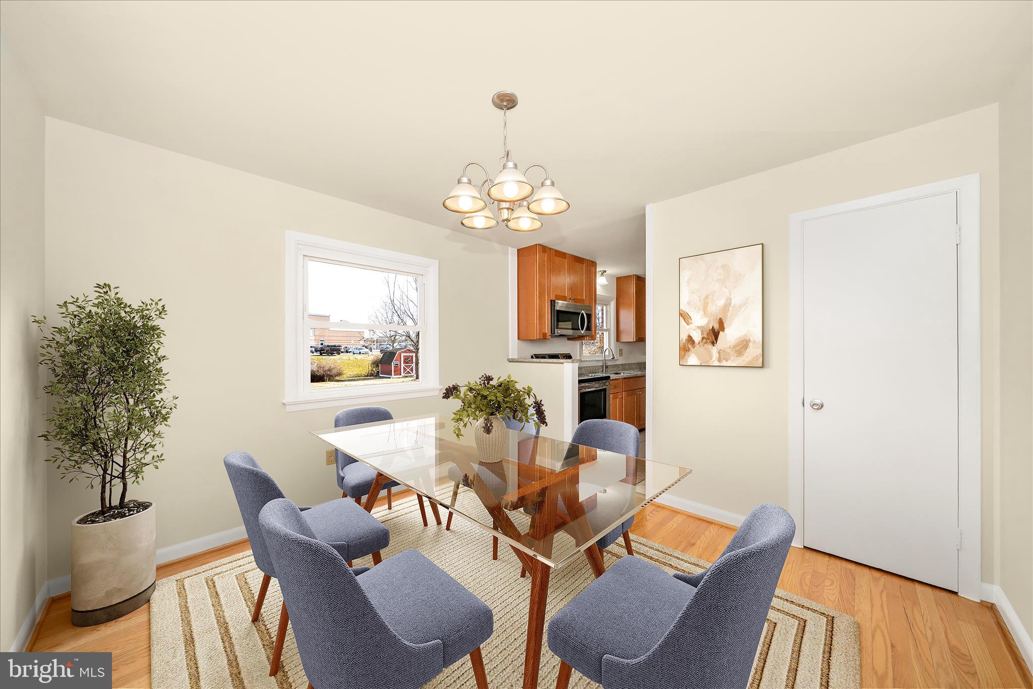 30 Georgetown Road Walkersville, MD 21793 - Photo 10 of 52 Dining Room Virtually Staged