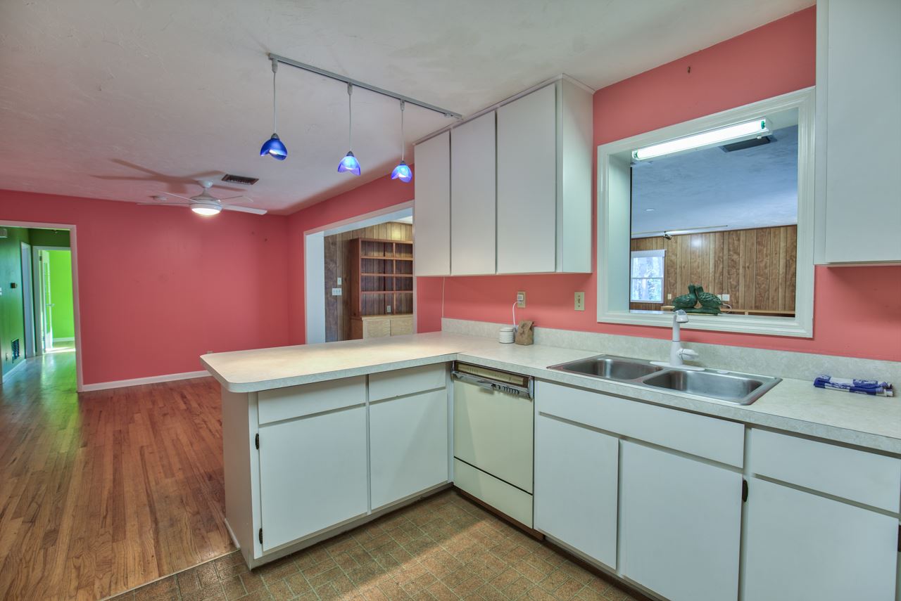 3240 Robinhood Road Tallahassee, FL 32312 - Photo 11 of 36 Gallery Image 11