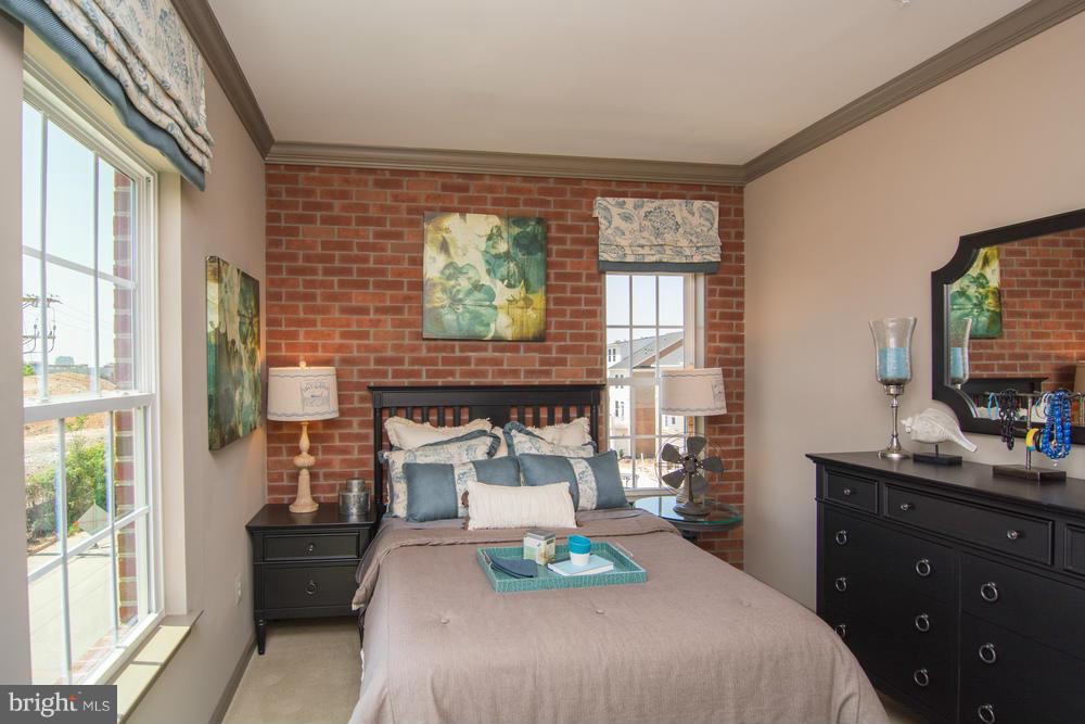 3010 Frayser Farm Road Hanover, MD 21076 - Photo 7 of 30 SPACIOUS SECOND BEDROOM