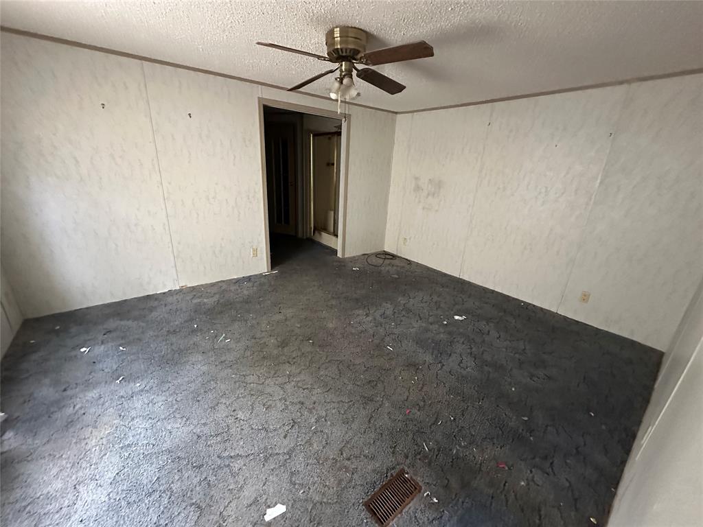 176 Live Oak Road Springtown, TX 76082 - Photo 22 of 29