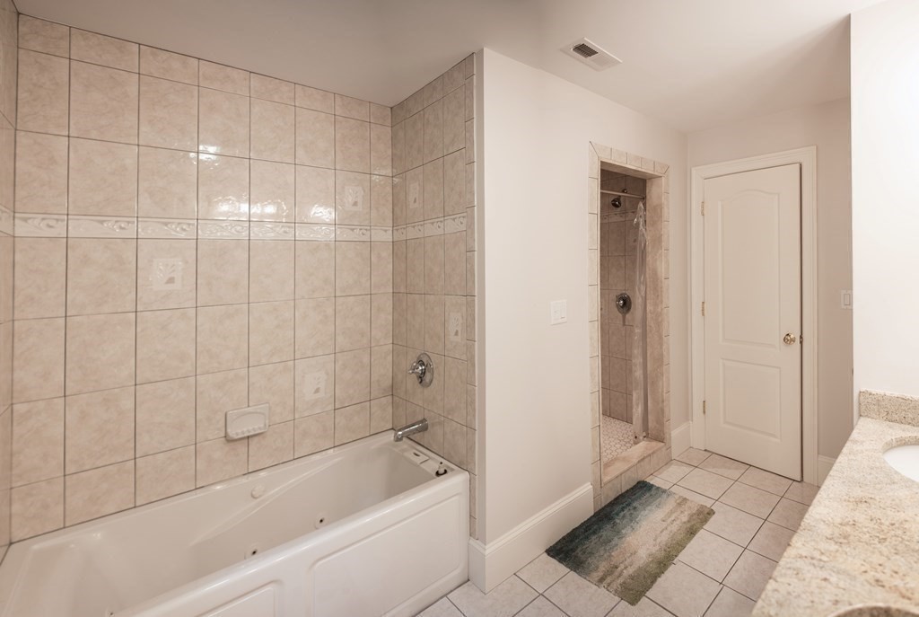 10 Larch Road, Unit 10 Wellesley, MA 02482 - Photo 21 of 26