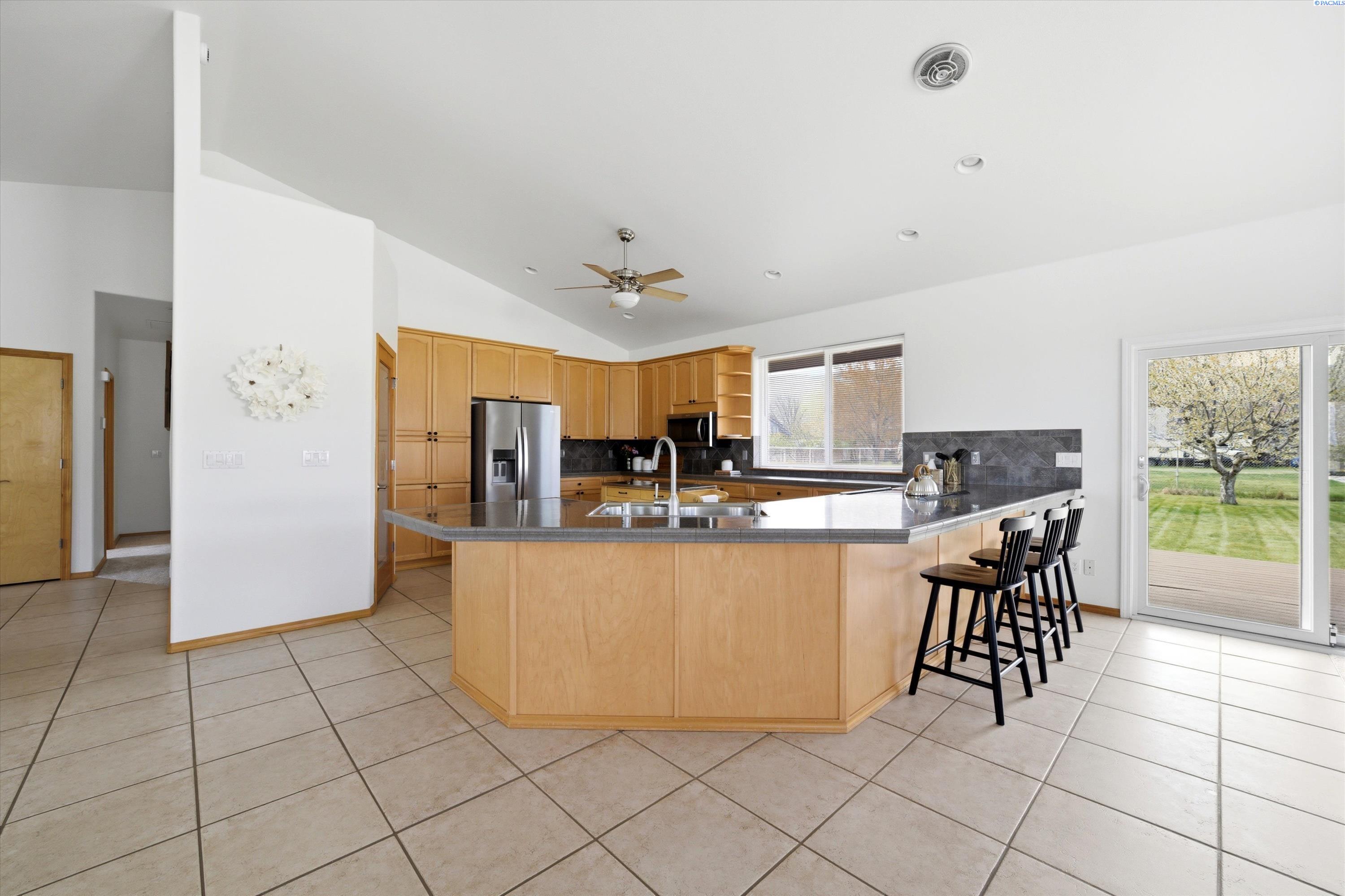 4007 Keene Road Richland, WA 99352 - Photo 17 of 50 Gallery Image 17