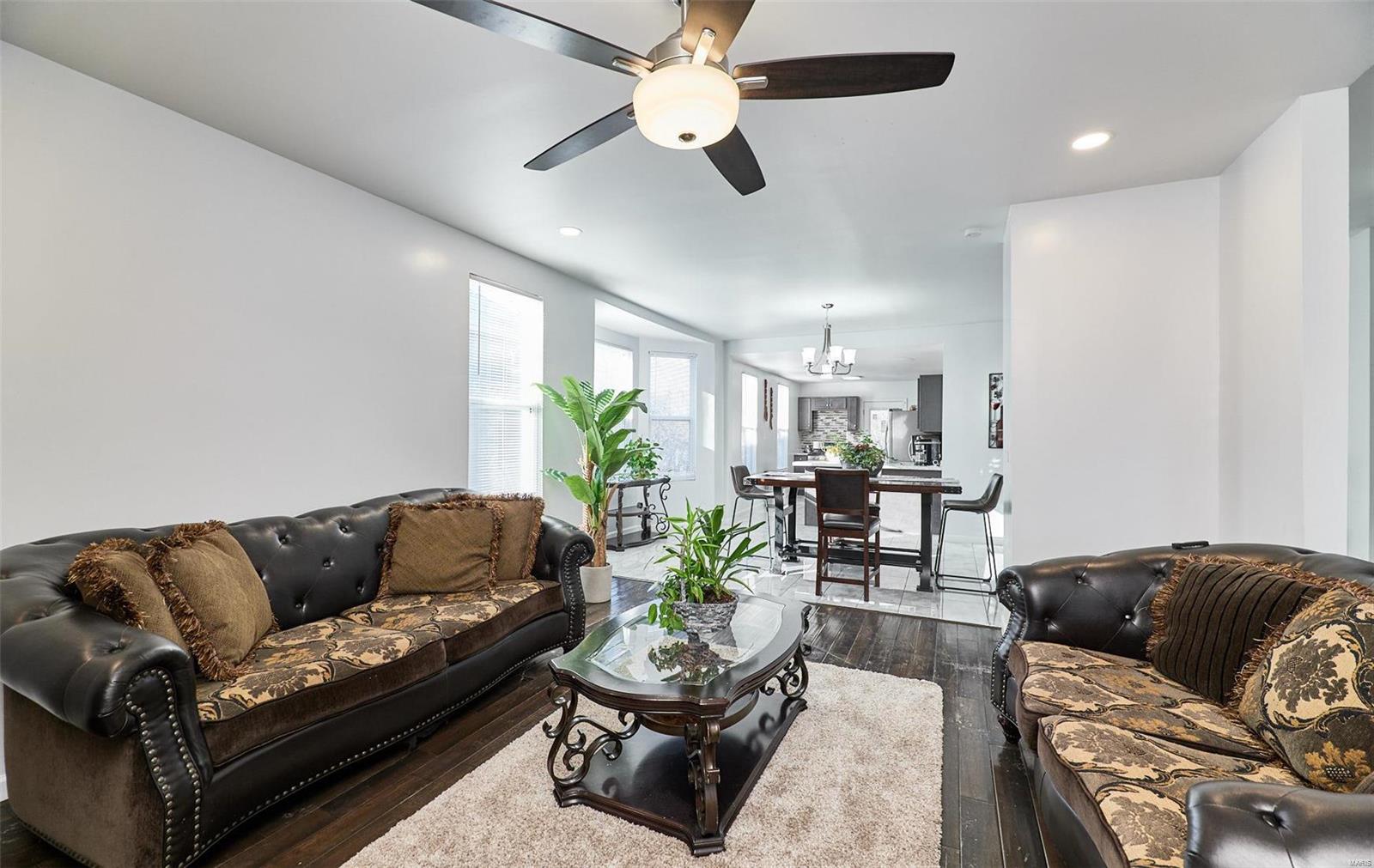 3411 Brown Road St. Louis, MO 63114 - Photo 11 of 50 Gallery Image 11