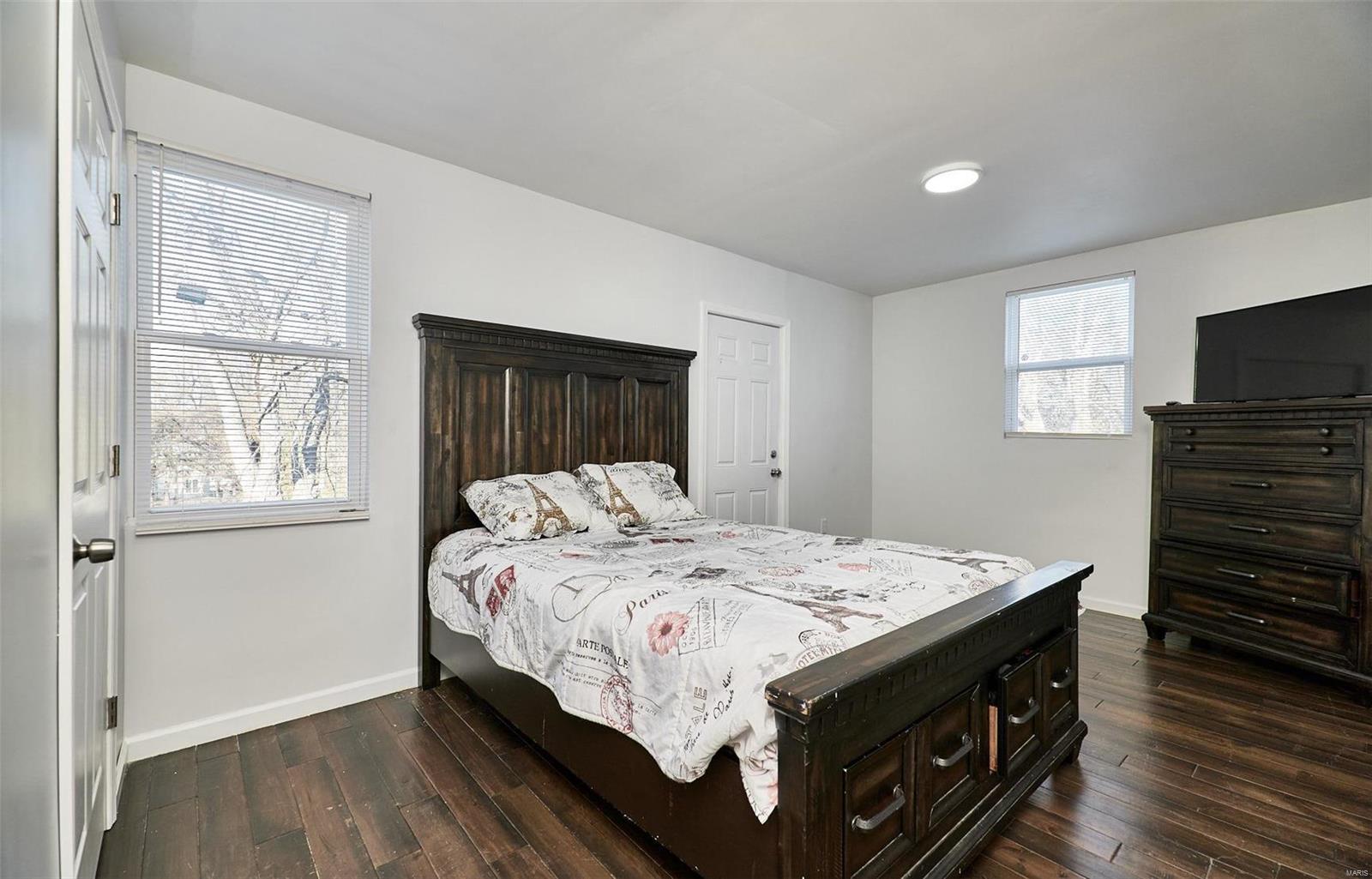 3411 Brown Road St. Louis, MO 63114 - Photo 17 of 50 Gallery Image 17