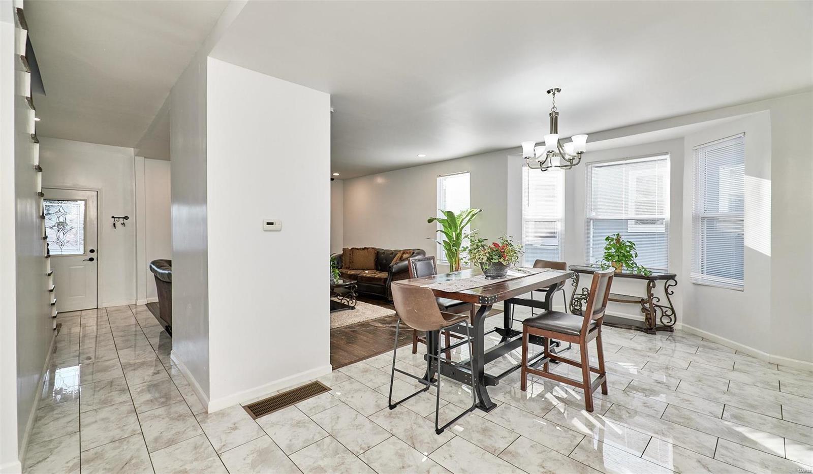 3411 Brown Road St. Louis, MO 63114 - Photo 3 of 50 Gallery Image 3