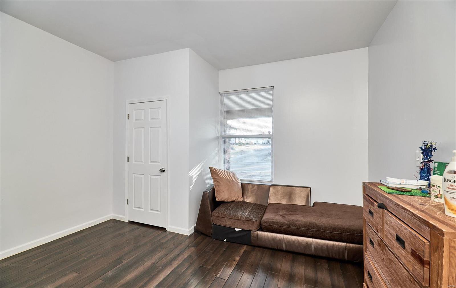 3411 Brown Road St. Louis, MO 63114 - Photo 29 of 50 Gallery Image 29