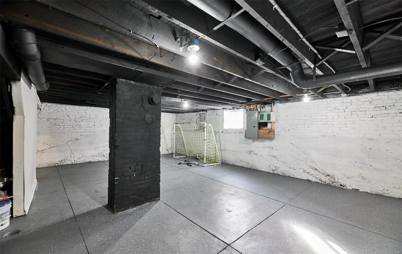 3411 Brown Road St. Louis, MO 63114 - Photo 43 of 50 Gallery Image 43