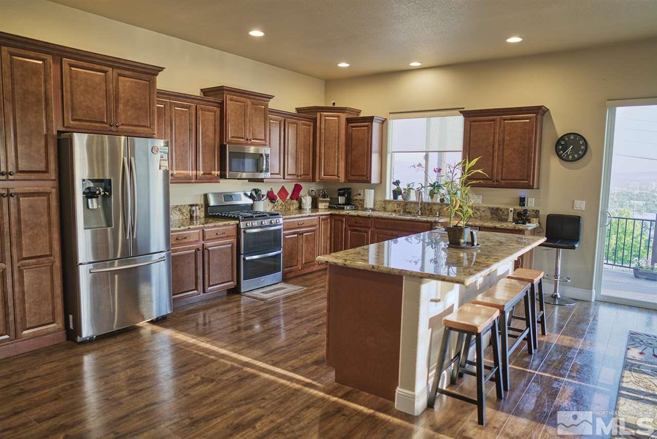 998 Demos Court Reno, NV 89512 - Photo 5 of 17 Photo 5