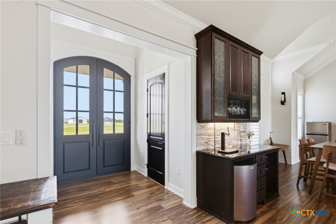 500 Sendera Loop Victoria, TX 77904 - Photo 5 of 48