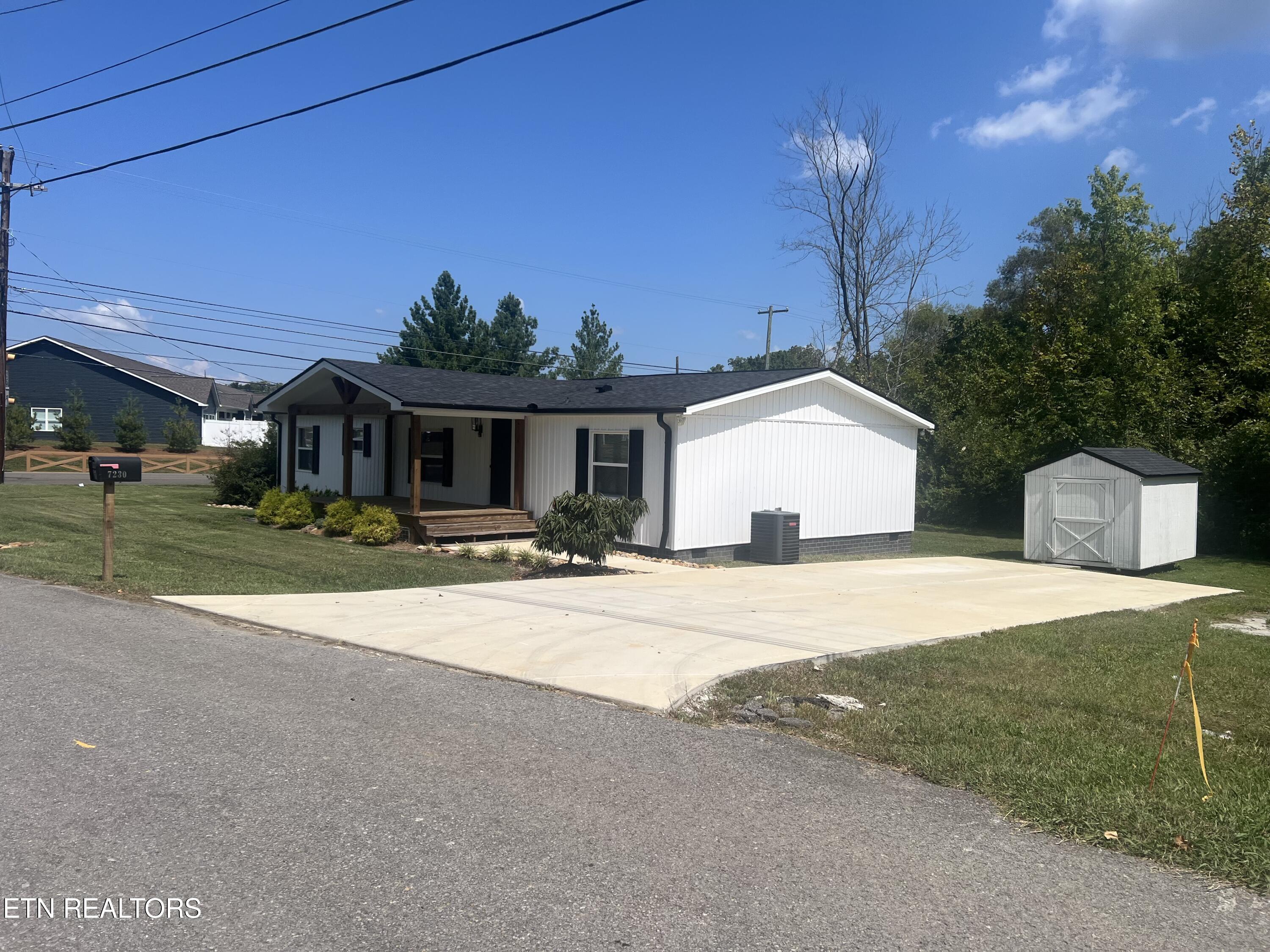 7230 Beelertown Road Powell, TN 37849 - Photo 3 of 27 IMG_4709
