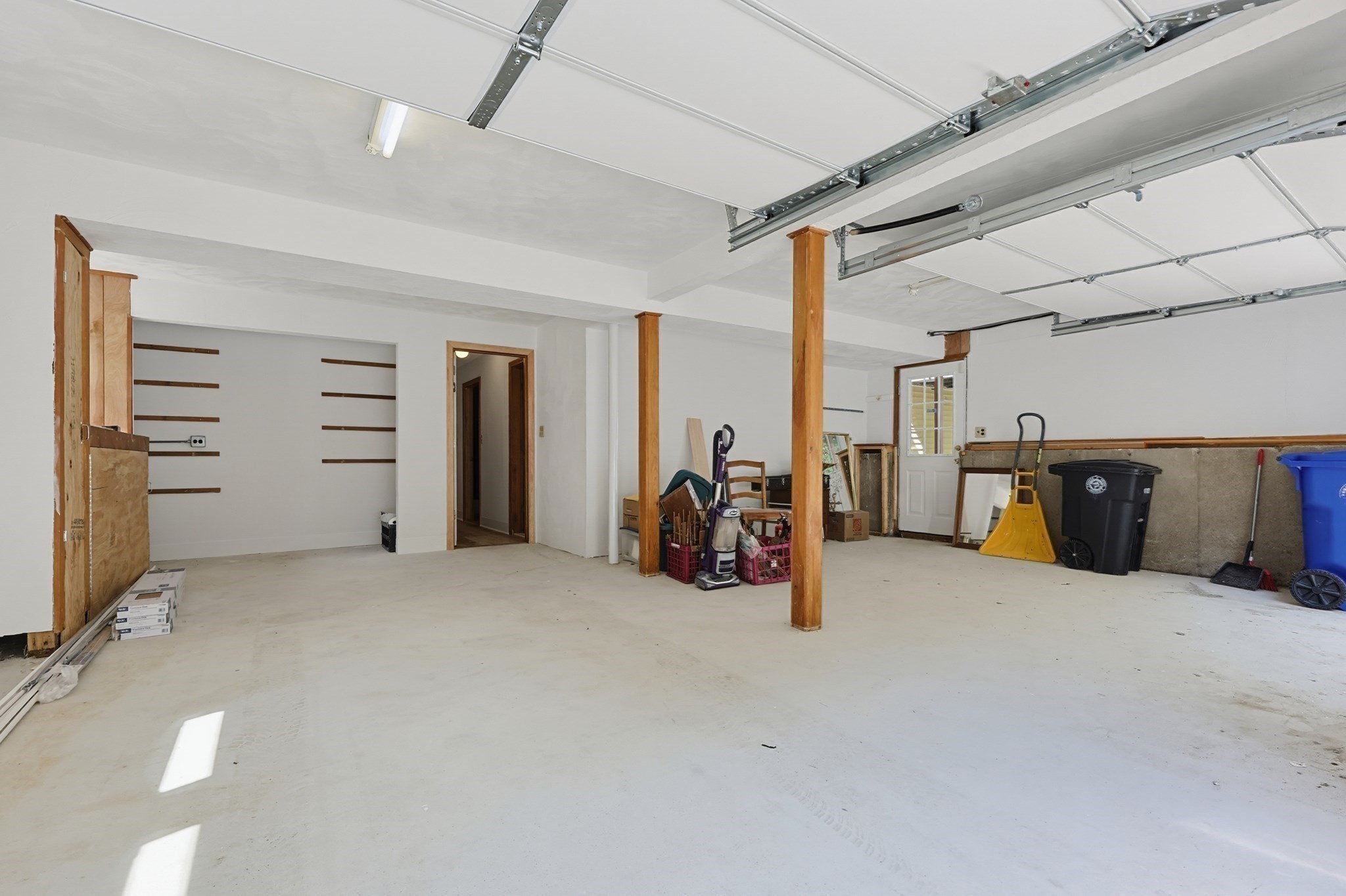 109 Davis Road Bedford, MA 01730 - Photo 36 of 42 Gallery Image 36