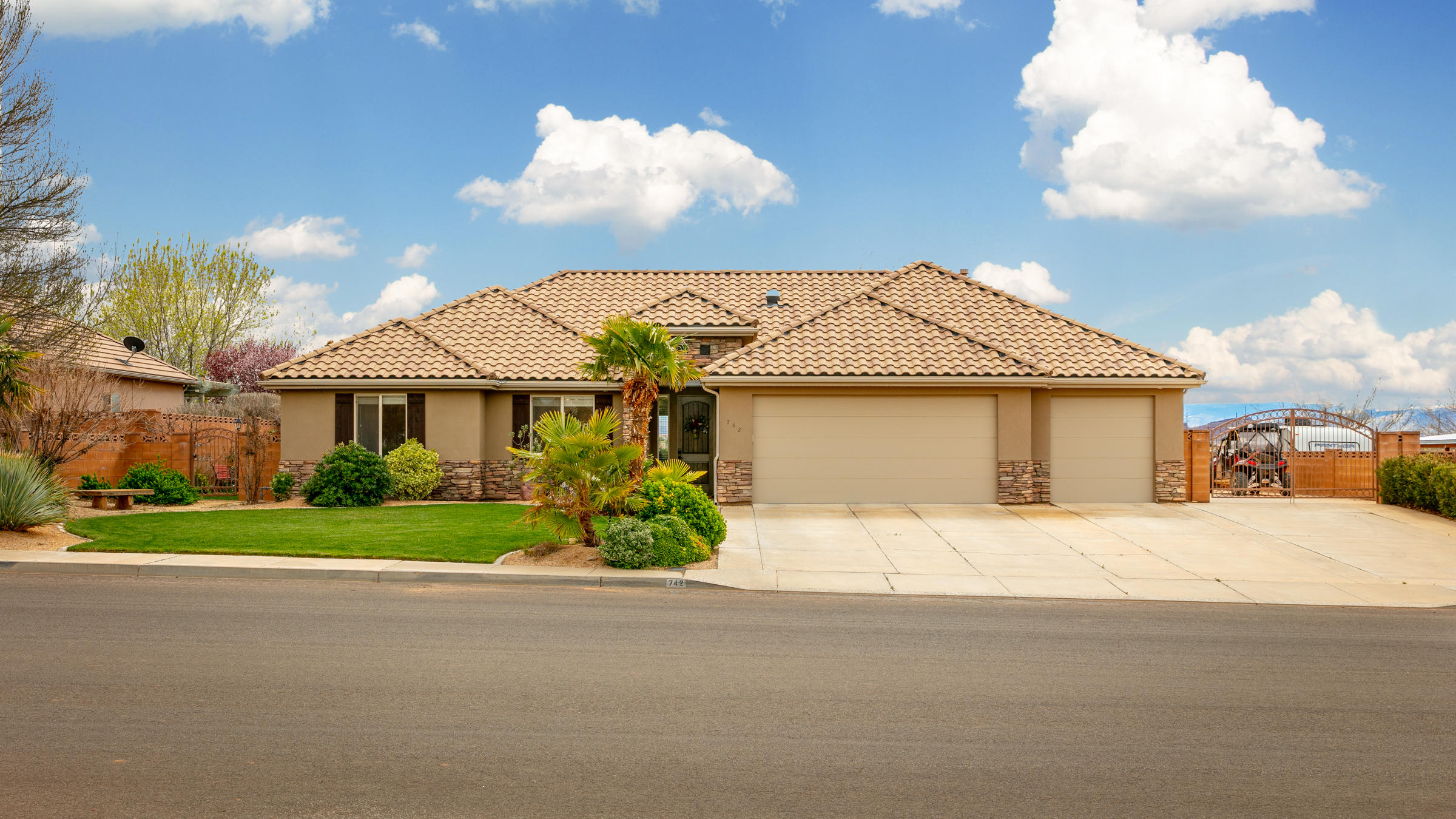 742 East Lost Ridge Drive Washington, UT 84780 - Photo 1 of 1 01 - 2G0A8549-Edit