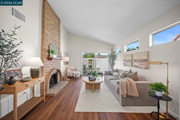 $589,000 | 425 Glacier Drive, Martinez, CA 94553