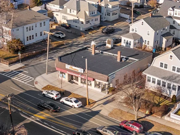 $1,274,000 | 473-475 Main Street, Watertown, MA 02472