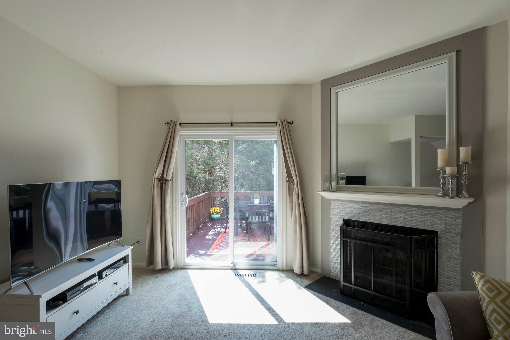 11935 Redtree Way Reston, VA 20194 - Photo 11 of 29 New Glass Sliding Doors walk out to New Trek Deck