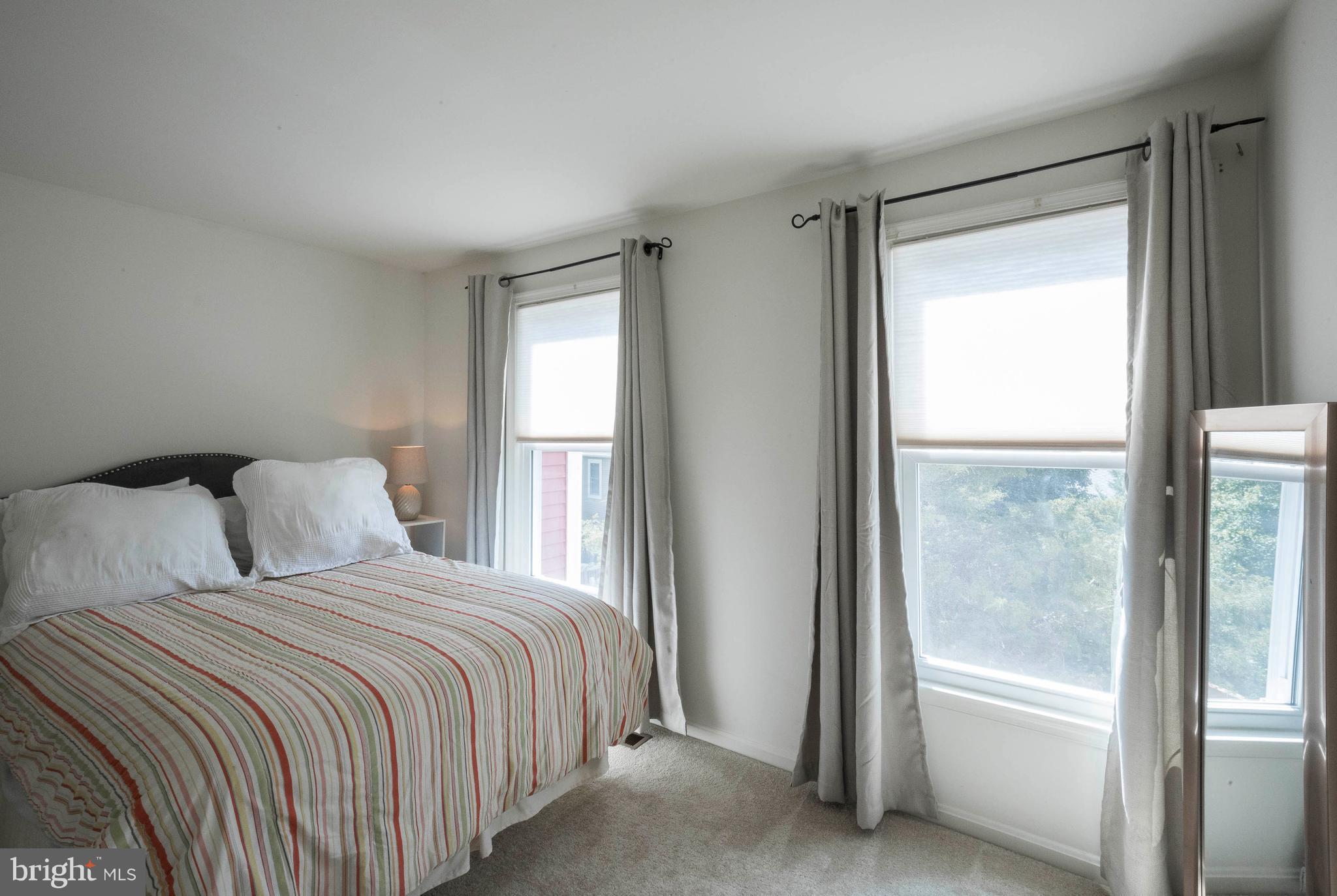 11935 Redtree Way Reston, VA 20194 - Photo 19 of 29 Cheerful Guest Bedroom