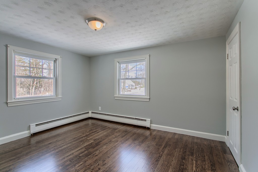 20 Rhoda Street Tewksbury, MA 01876 - Photo 16 of 29 Gallery Image 16