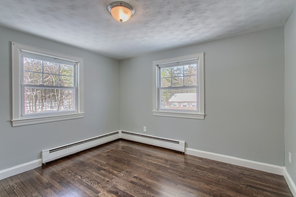20 Rhoda Street Tewksbury, MA 01876 - Photo 18 of 29 Gallery Image 18