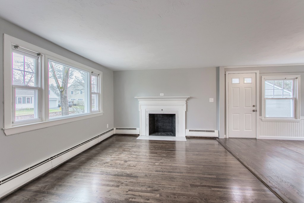 20 Rhoda Street Tewksbury, MA 01876 - Photo 5 of 29 Gallery Image 5
