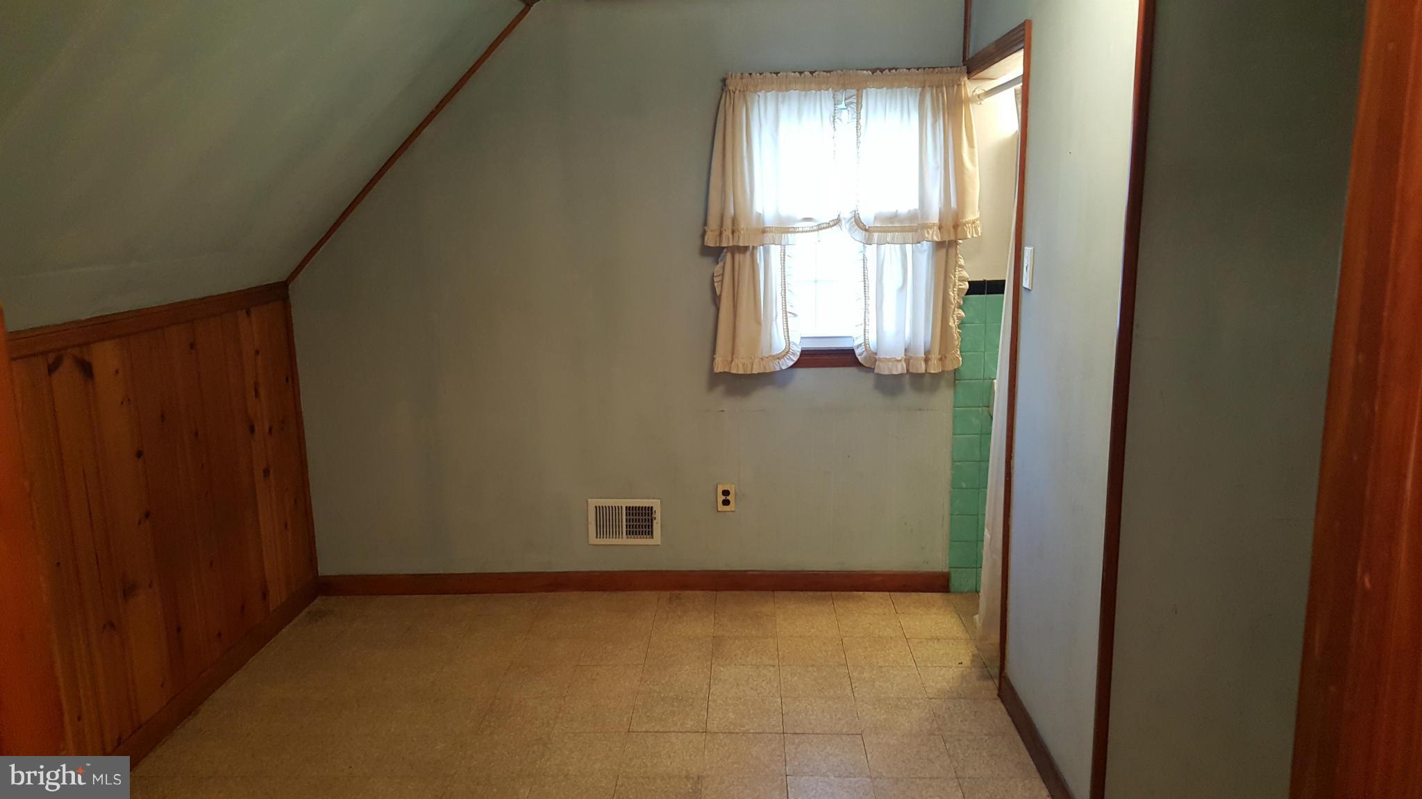 3307 Acton Road Baltimore, MD 21234 - Photo 11 of 18 Bedroom