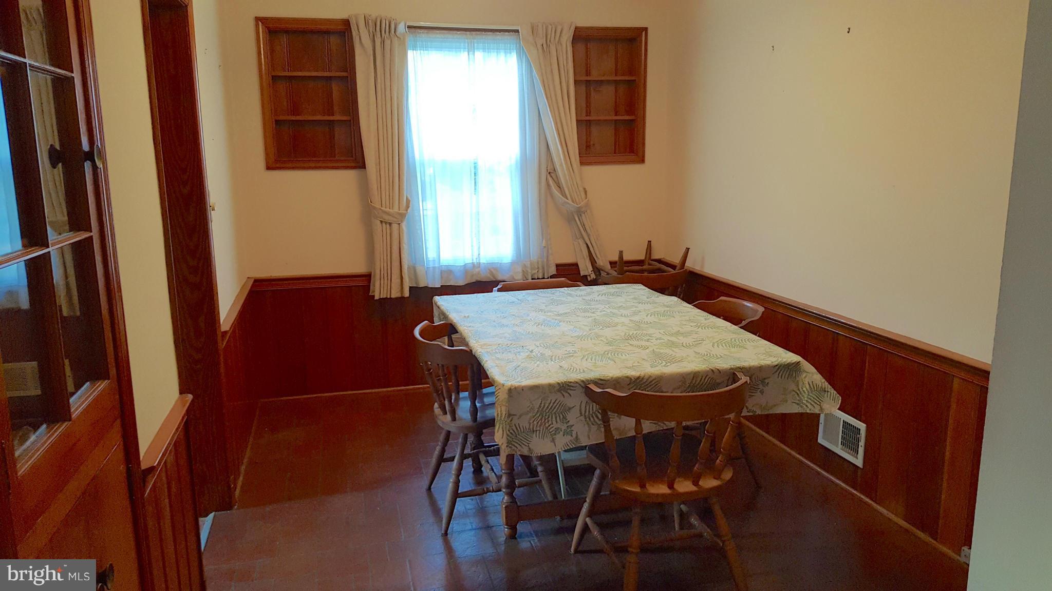 3307 Acton Road Baltimore, MD 21234 - Photo 5 of 18 Dining Room