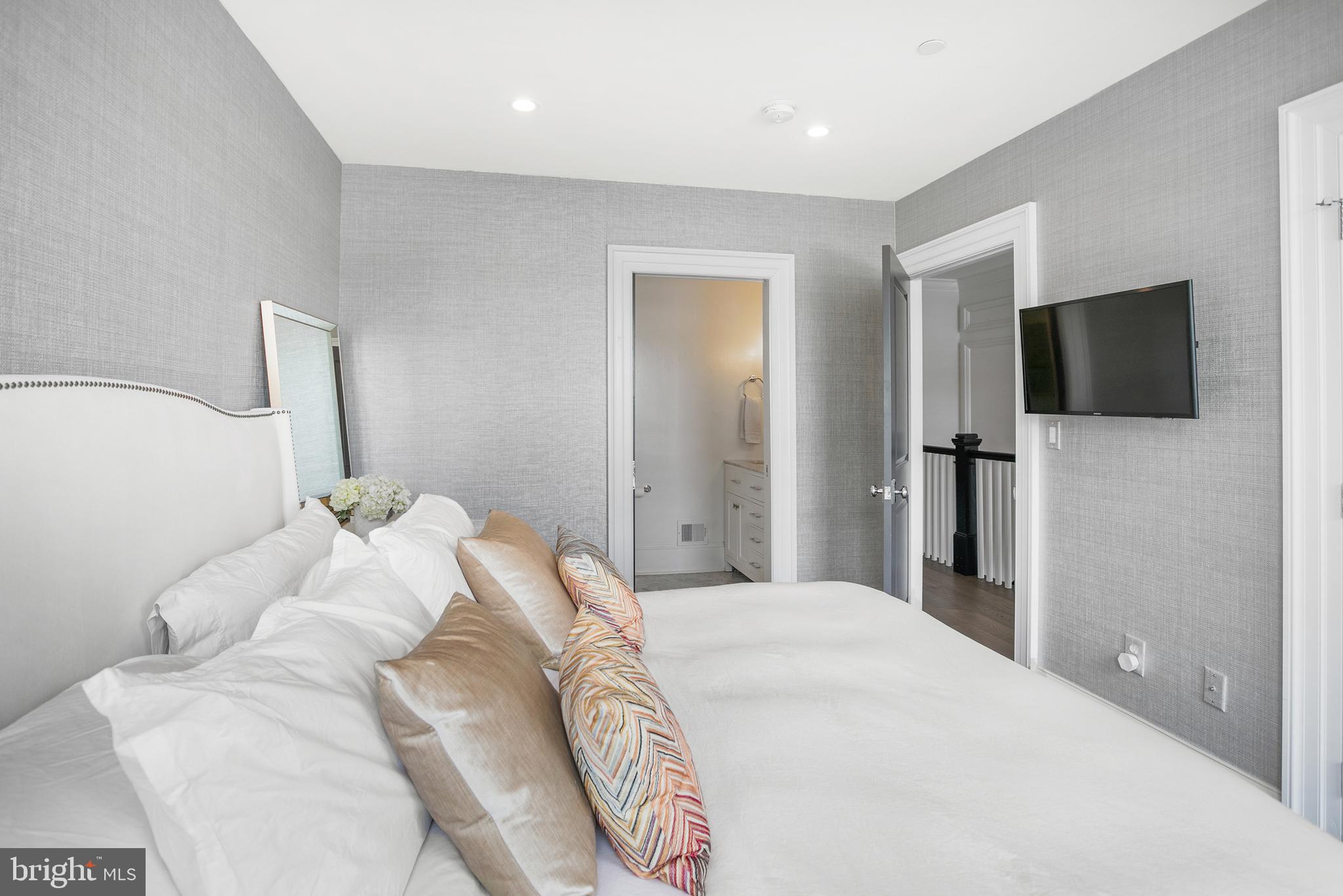 1307 Riggs Street Northwest, Unit 2 Washington, DC 20009 - Photo 20 of 36 Gallery Image 20