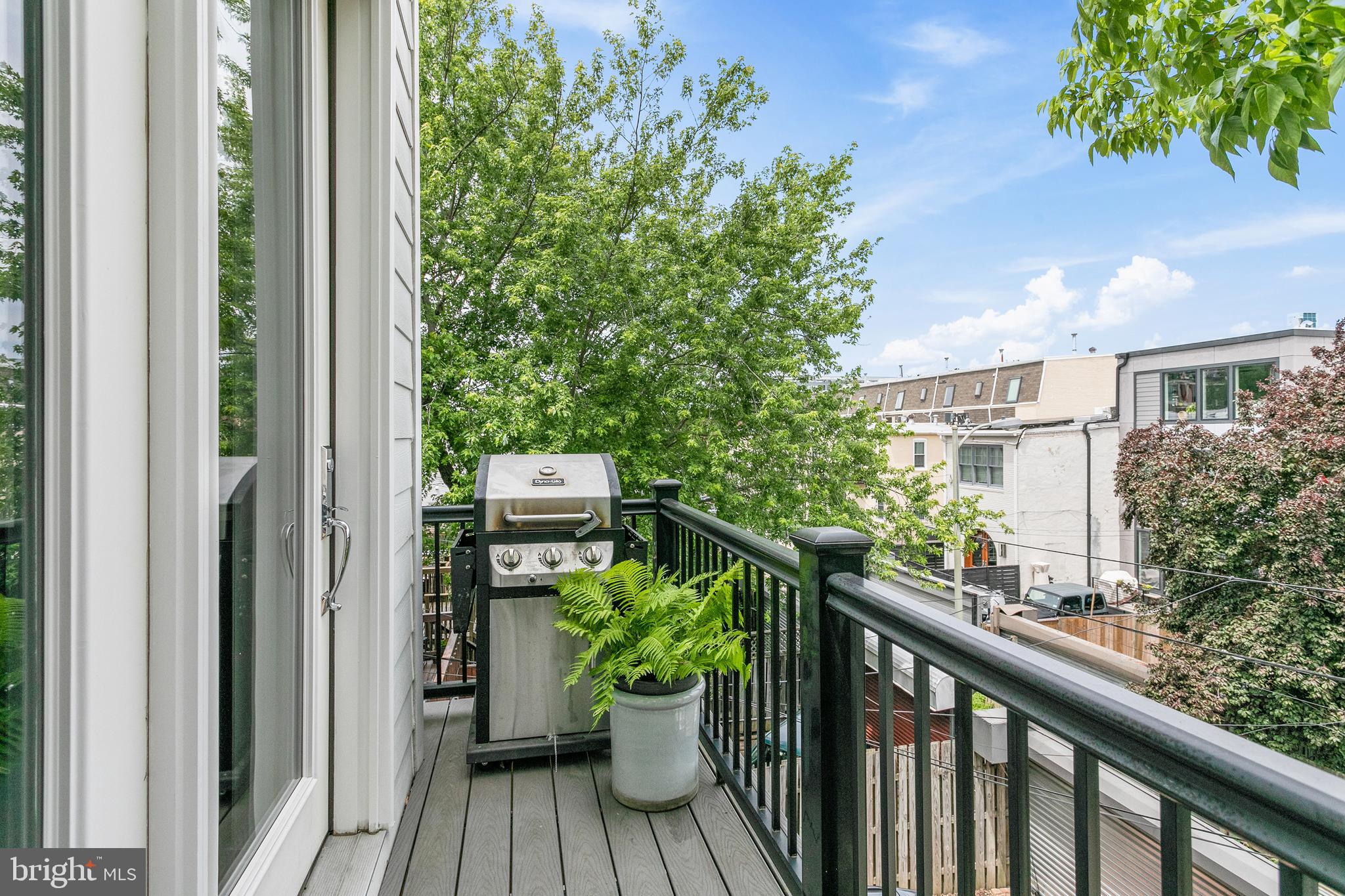 1307 Riggs Street Northwest, Unit 2 Washington, DC 20009 - Photo 8 of 36 Gallery Image 8