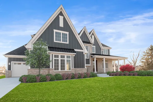 $1,385,000 | 120 West Sauk Trail, Frankfort, IL 60423