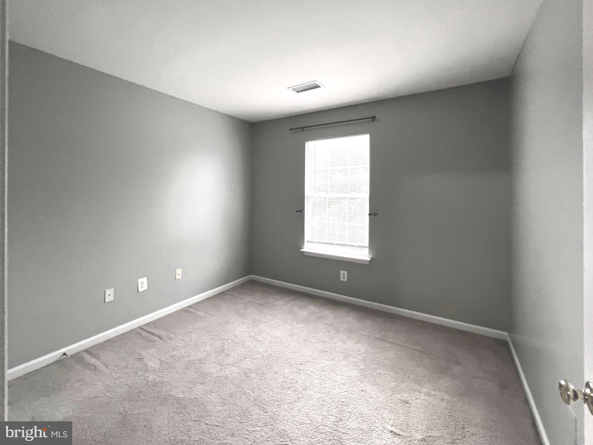 2610 Streamview Drive Odenton, MD 21113 - Photo 13 of 23 an empty room with a window