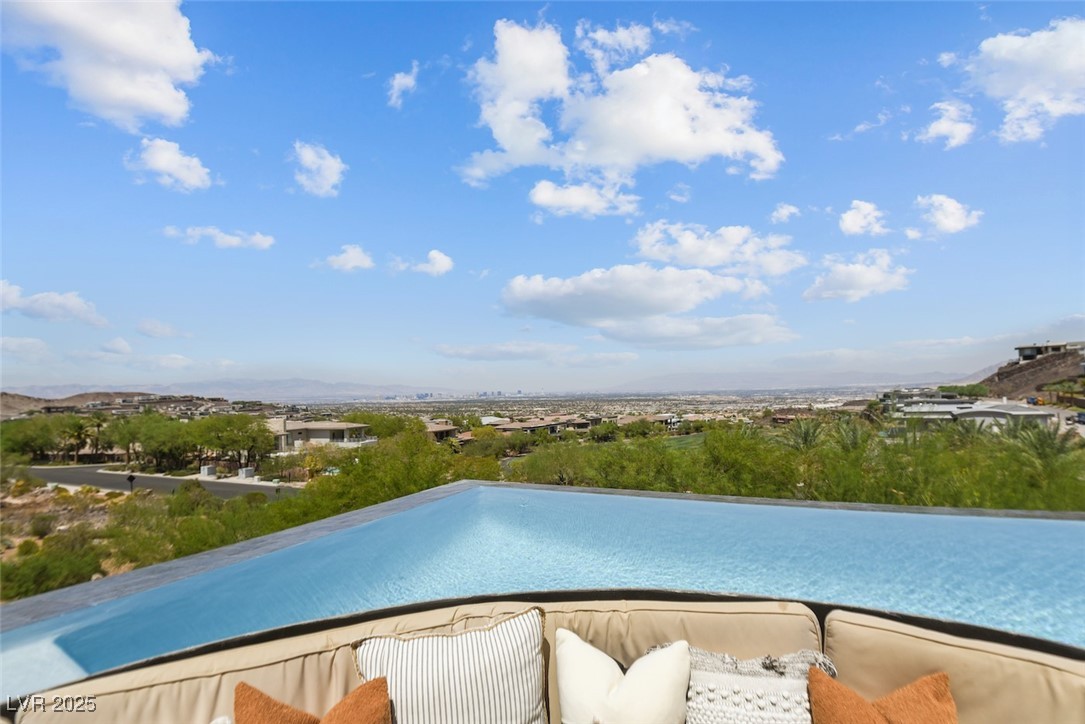 1228 Stellar Rim Court Henderson, NV 89012 - Photo 5 of 46